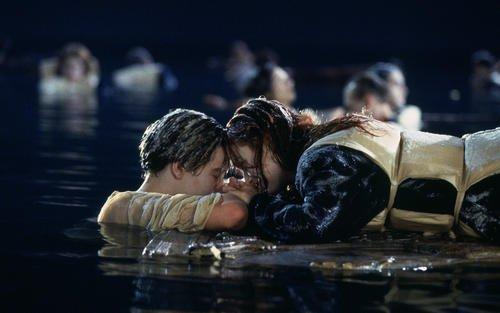 泰坦尼克号的爱情故事是真的吗还是假的（讲述的是怎样的爱情）