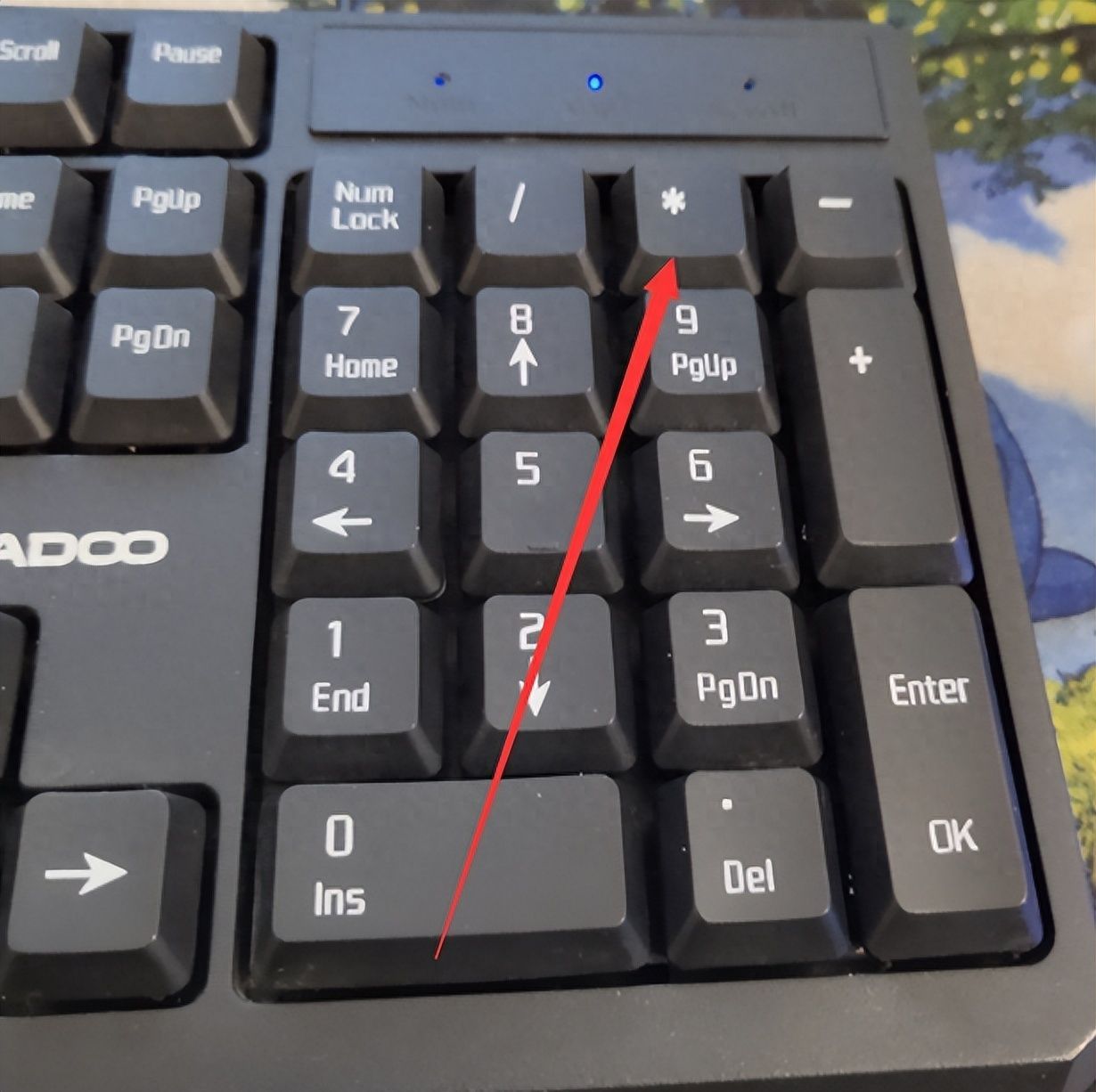 笔记本电脑键盘上的乘号是哪个键怎么打出来（电脑上怎么打×符号）