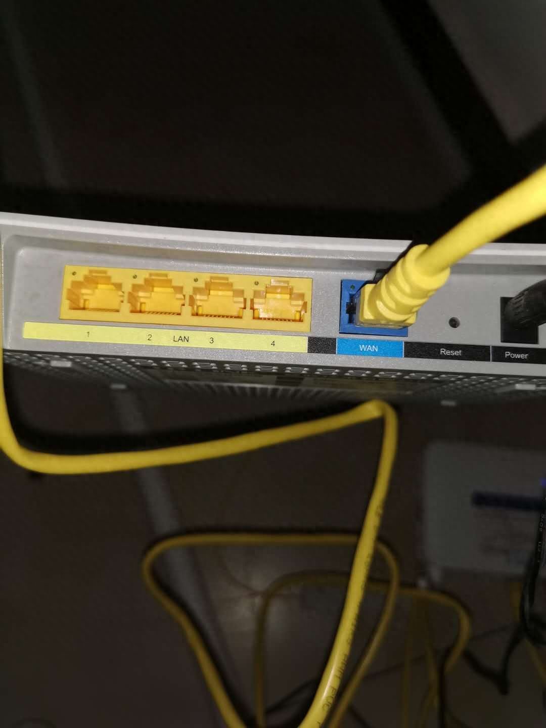 光纤路由器接口怎么接（怎么安装和设置全屋光线网络）