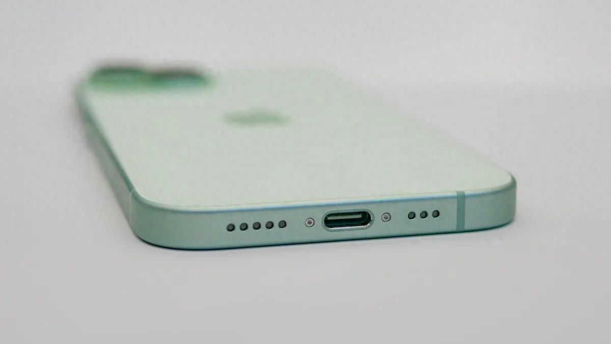 iPhone 15 Plu 评测：突出表现却仍有两个明显短板
