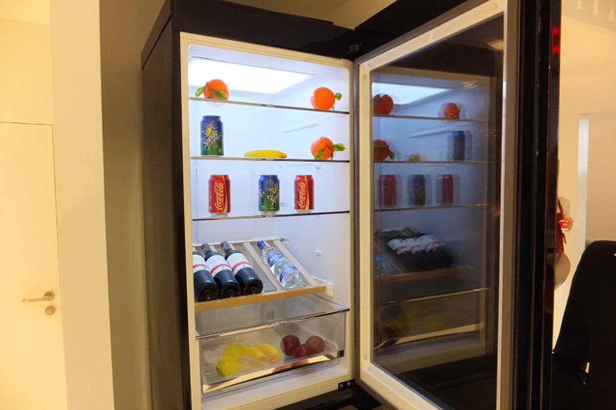 水果饮料冷藏柜风冷和直冷哪个好一点?（家用冰柜直冷和风冷有什么区别哪个好）