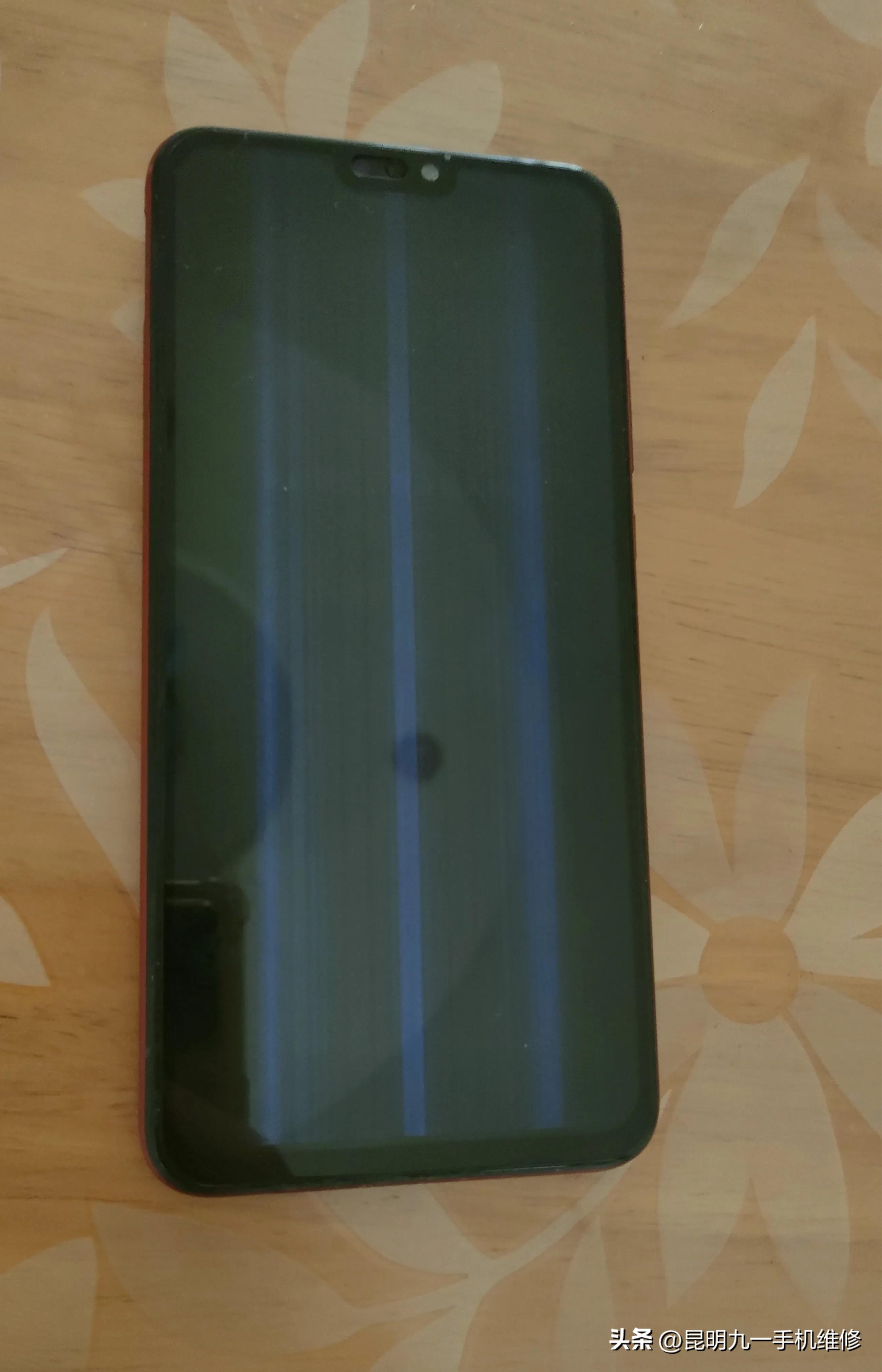 iPhone12 13vivo手机掉水里了应该怎么处理（华为手机掉水里了正确处理方法）