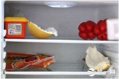 冰箱除臭除异味用什么方法比较好（冰箱东西坏了怎么除臭）