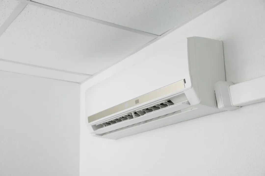 夏天怎么使用空调更省电（空调制冷26度和28度哪个省电一些）